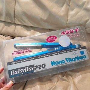 NEW BaBylissPro Nano Titanium 1-1/4" Integrated Ceramic Straightening Iron